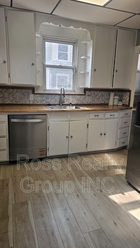 64 Marvin Ave - Photo 5 of 16