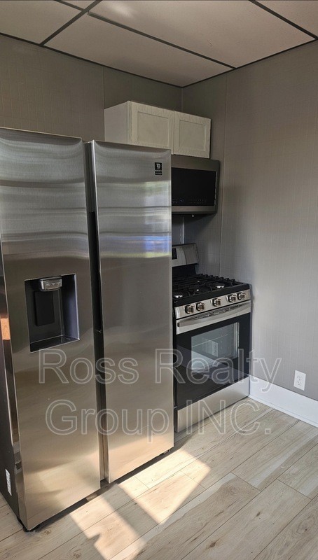 64 Marvin Ave - Photo 6 of 16