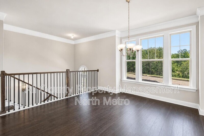 10006 Jack Dr - Photo 4 of 22