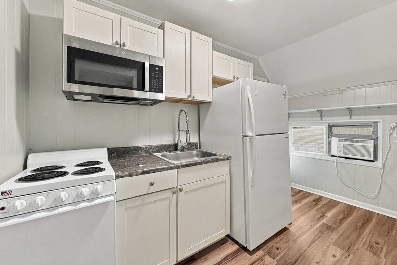 1209 Clinch Ave - Photo 3 of 9