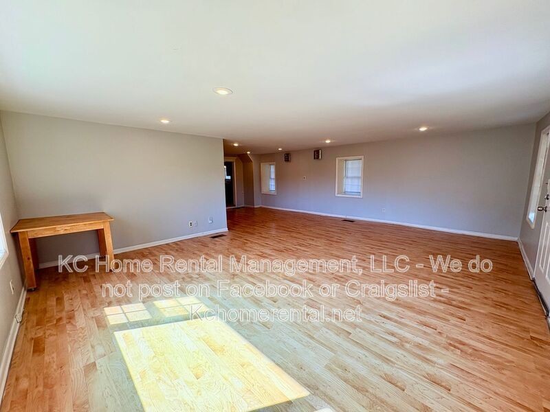 2817 W 41st Ave - Photo 4 of 27