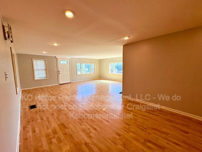 2817 W 41st Ave - Photo 6 of 27
