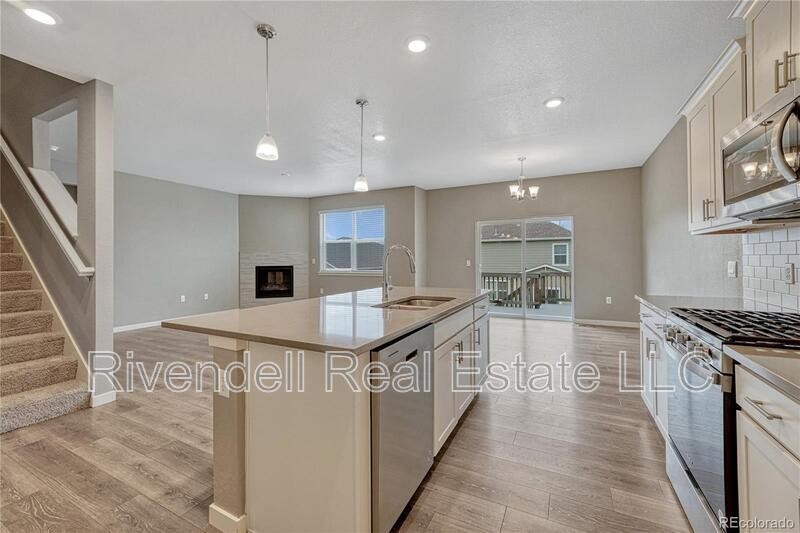 17945 Sky Pilot Ln - Photo 4 of 24
