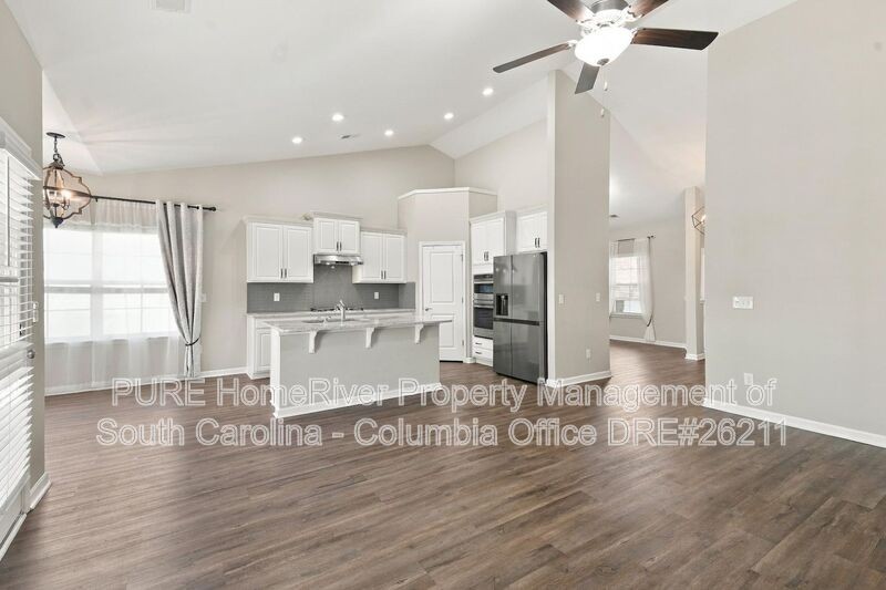1028 Warbler Ln - Photo 4 of 18