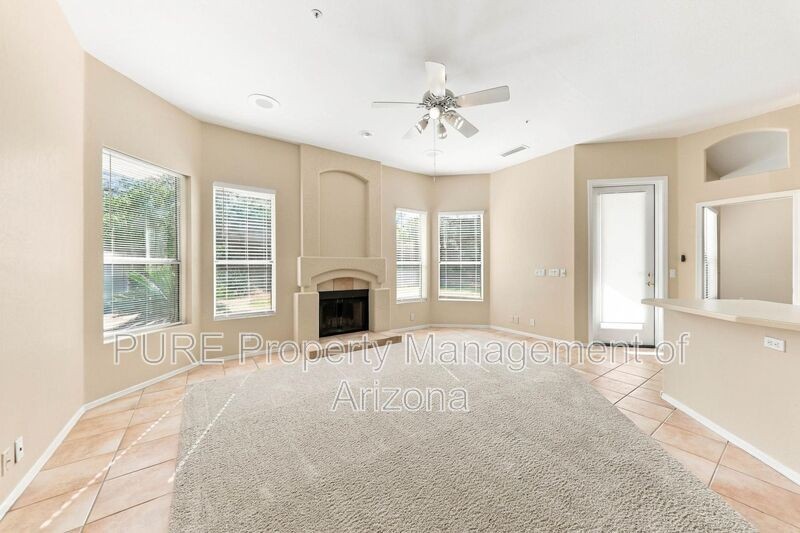 1619 E Kathleen Rd - Photo 2 of 21