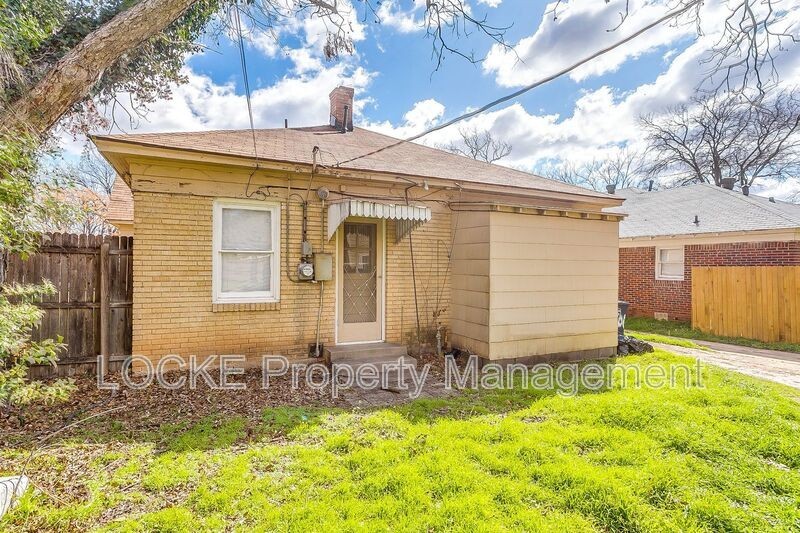 3204 Rogers Ave - Photo 3 of 14