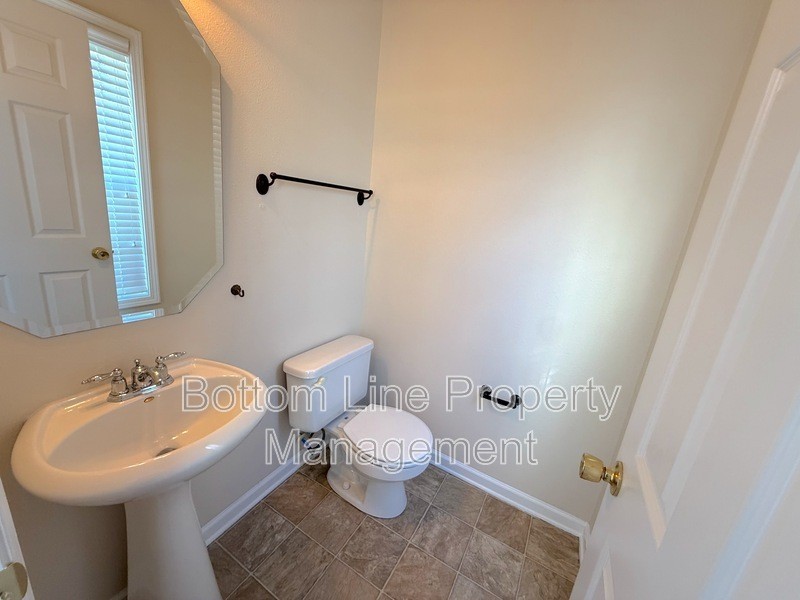 3131 Ocalle Ln - Photo 6 of 24