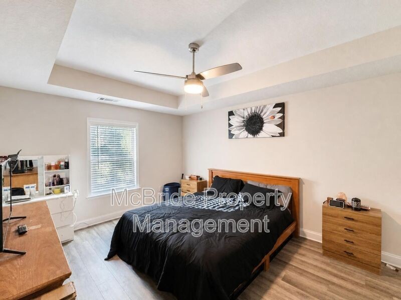 2247 Archer Ln - Photo 7 of 12
