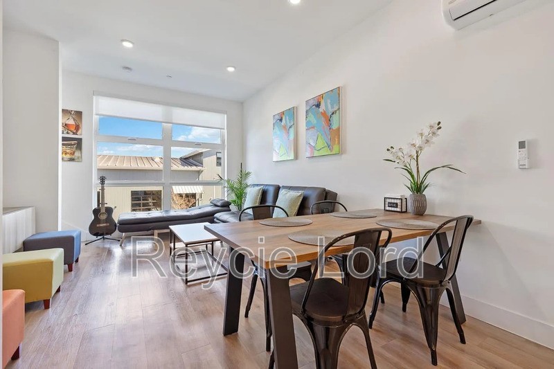 202 Panetta Ave #1 - Photo 5 of 10