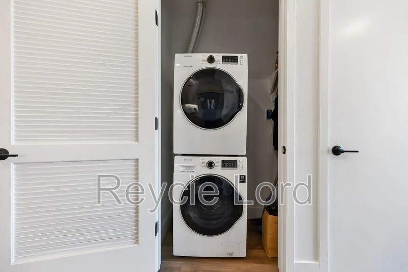 202 Panetta Ave #1 - Photo 6 of 10