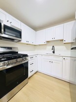 Vine & Main | Newly Renovated 1 & 2 Bedrooms - Photo 1 of 1