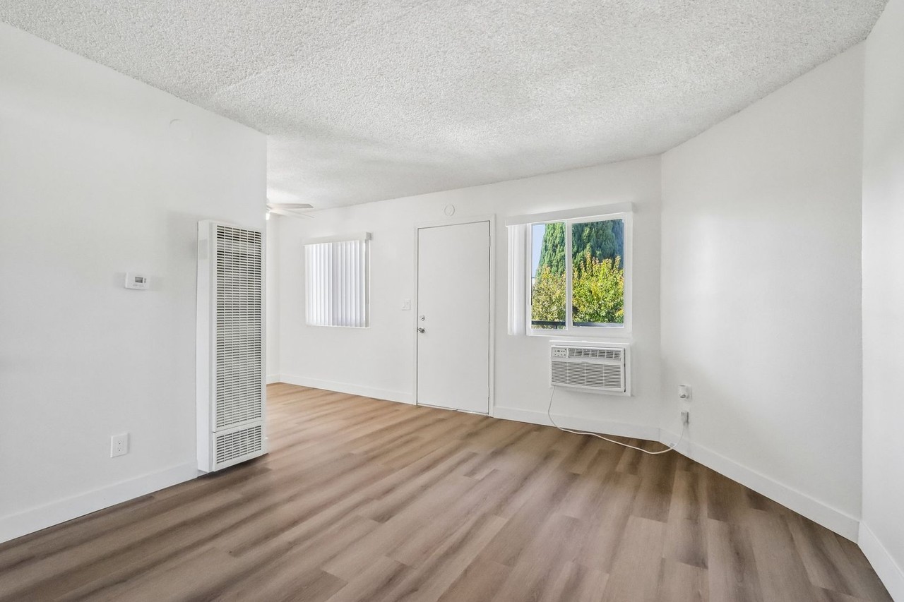 Welcome to Stonecrest Pointe Apartment Homes! - Photo 4 of 50