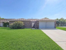 featured image of 10102 Park Ln