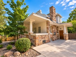 featured image of 820 13th St #03