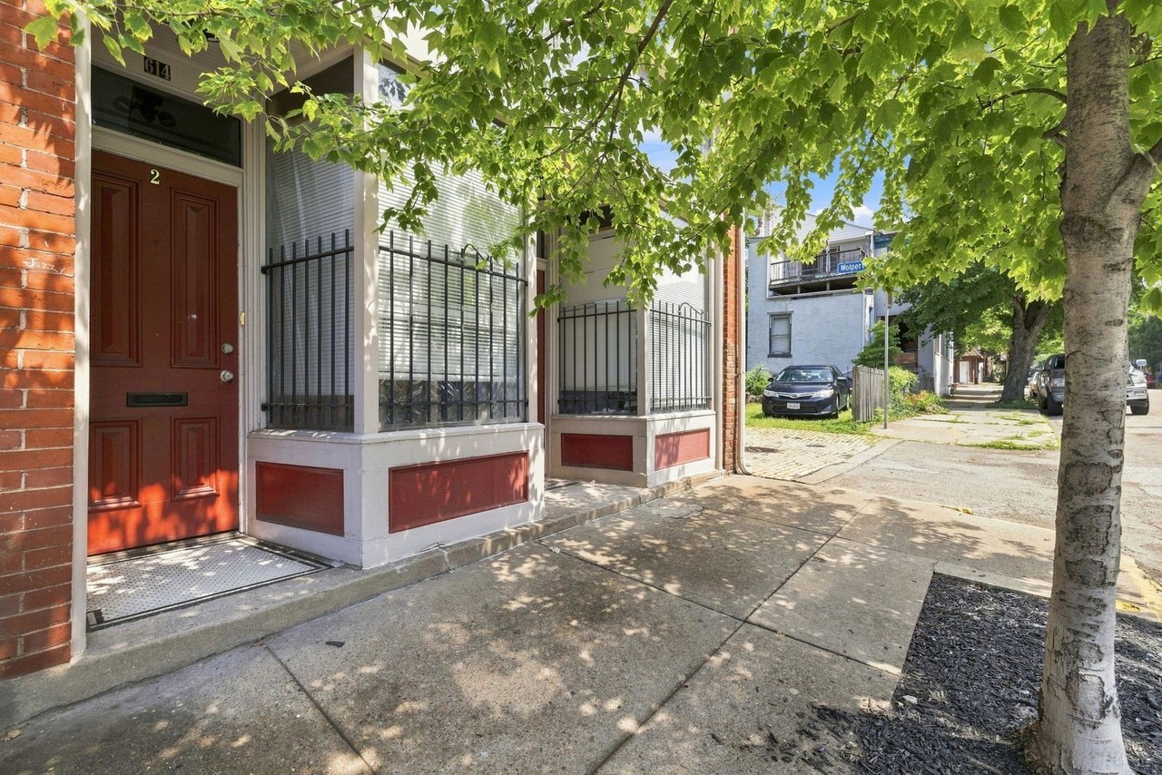 614 Jacksonia Street - Photo 3 of 32