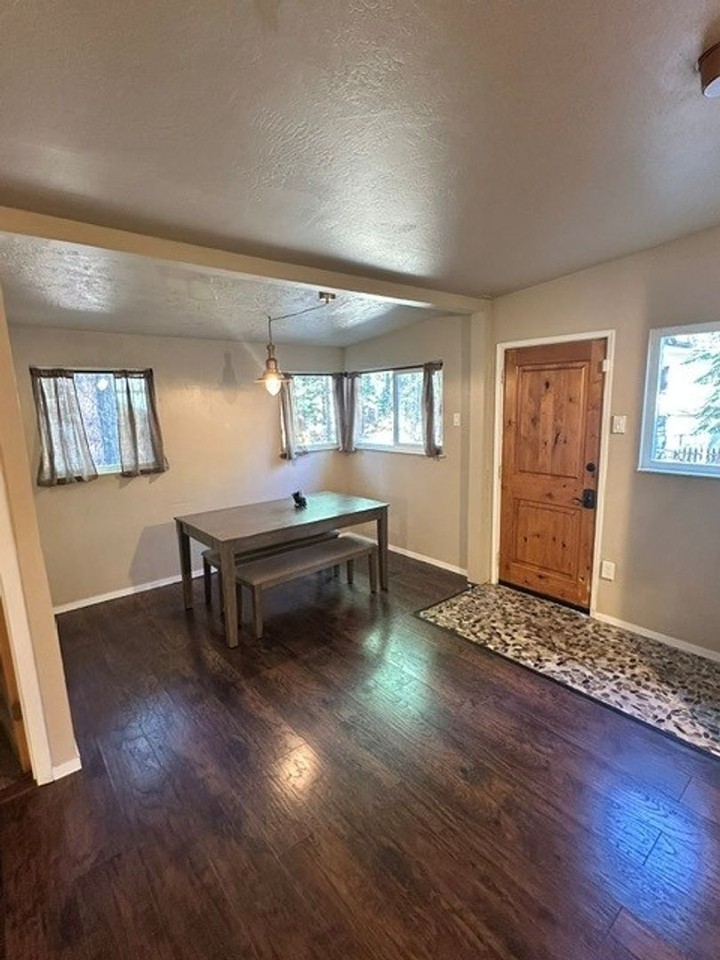 610 Glorene Ave - Photo 3 of 9