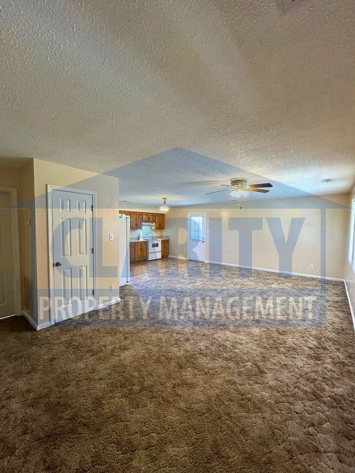 274 Jenkins Rd Ne - Photo 7 of 14