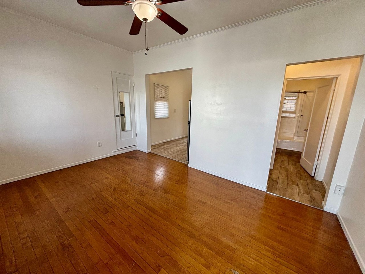 4118 Adams Ave - Photo 2 of 11