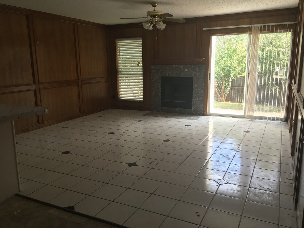 7236 Indiana Ave - Photo 4 of 11