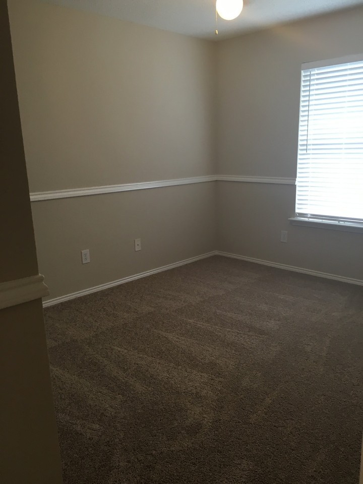 7236 Indiana Ave - Photo 7 of 11