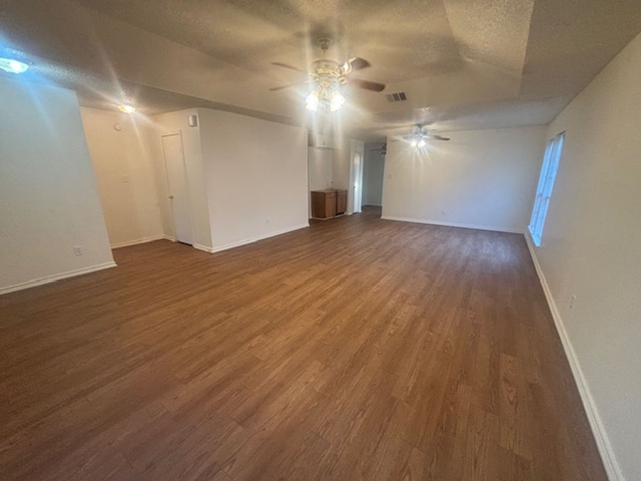 6948 Bentley Ave - Photo 5 of 23