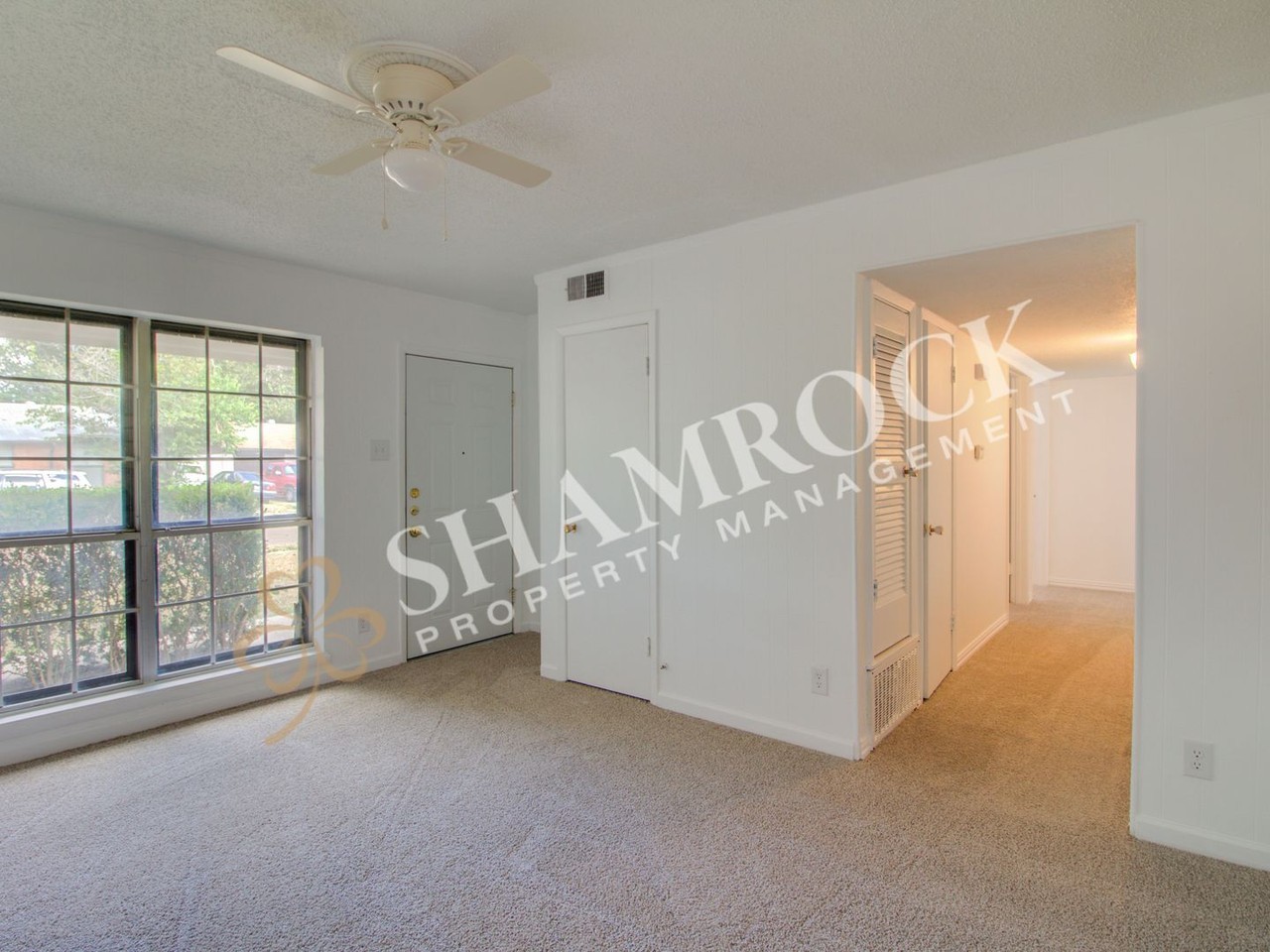 4112 Brookcrest Cir - Photo 5 of 17