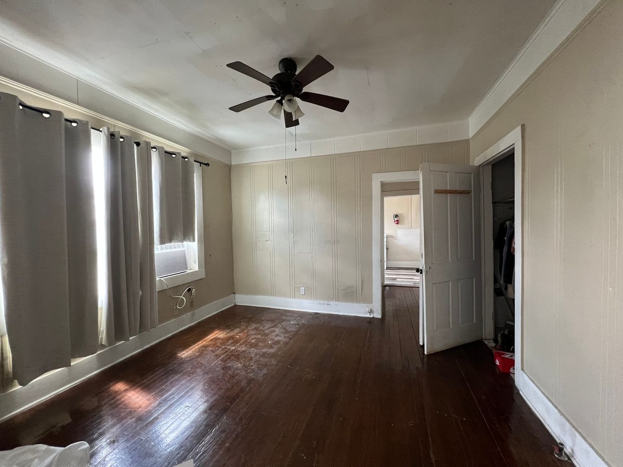 526 Gabasse St - Photo 4 of 7