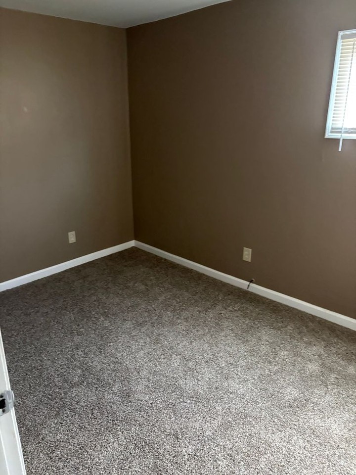 3633 Norton Ave - Photo 6 of 8