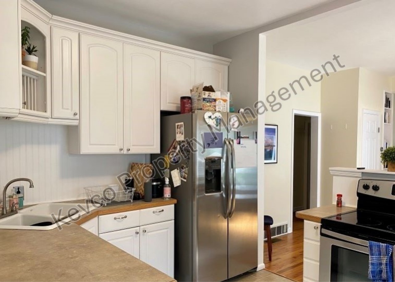 1113 Laporte Ave - Photo 7 of 21