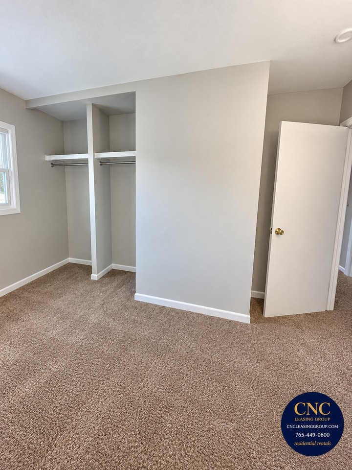 1129 Beck Ln - Photo 5 of 8