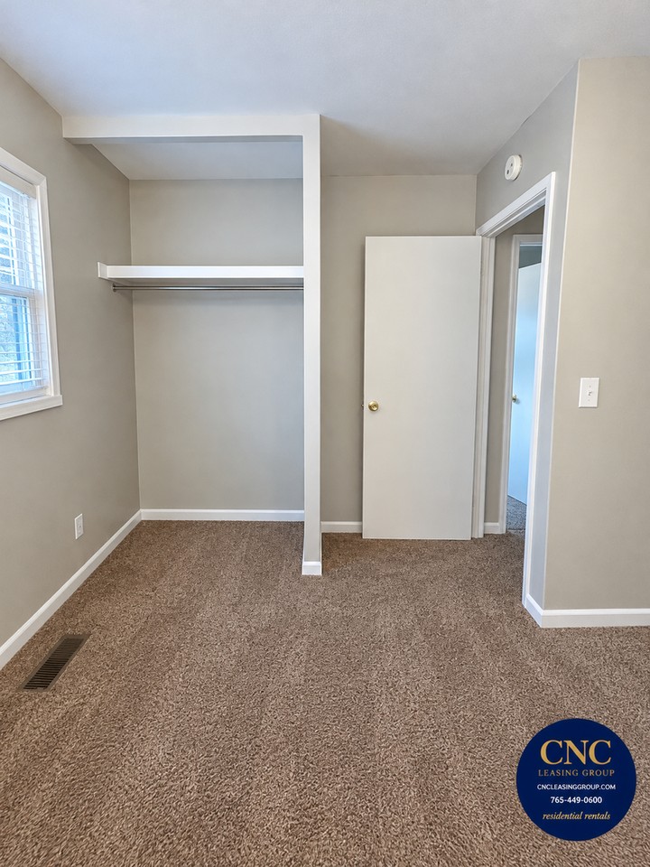 1129 Beck Ln - Photo 6 of 8