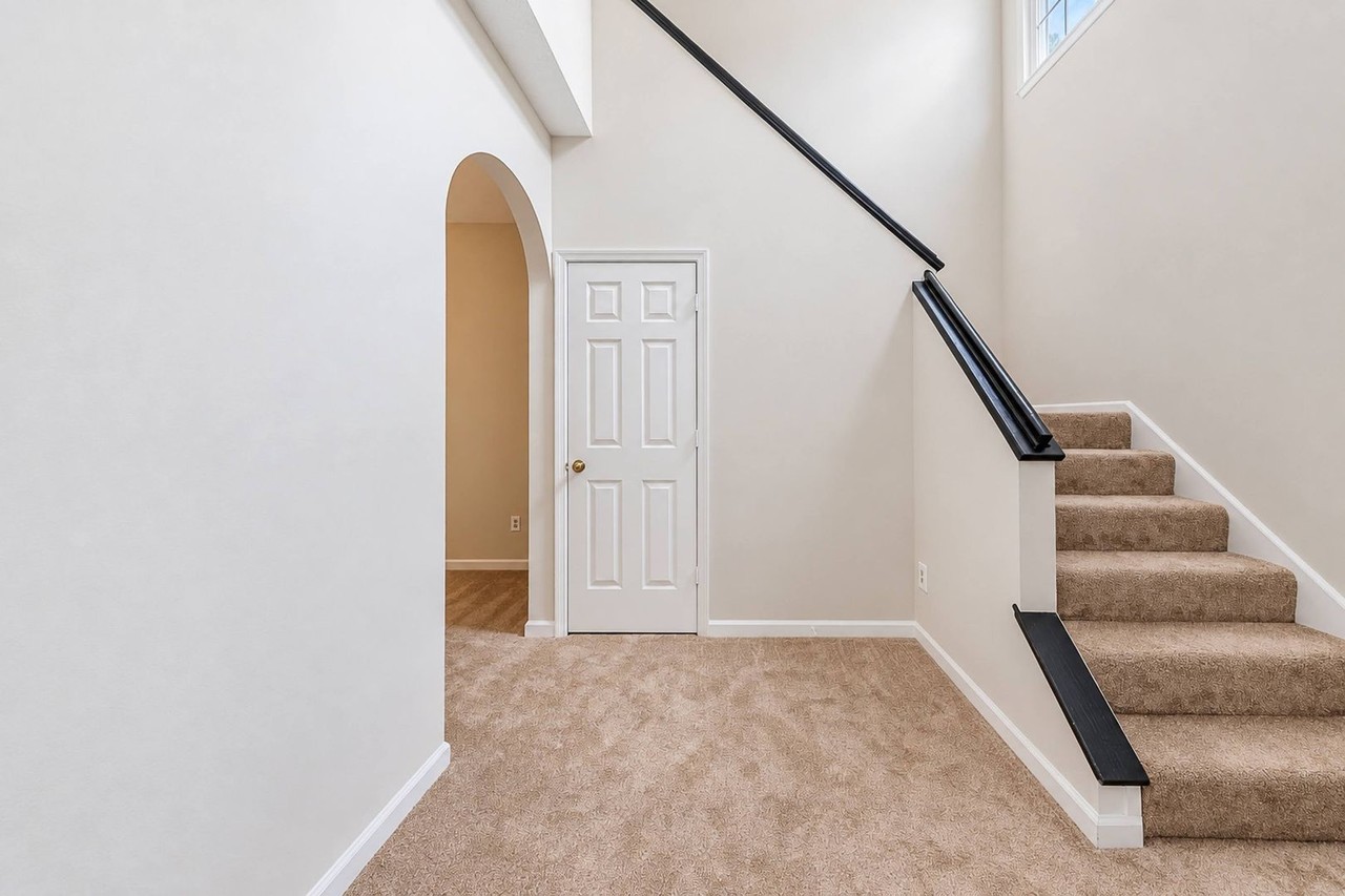 5410 Horan Ct - Photo 2 of 15