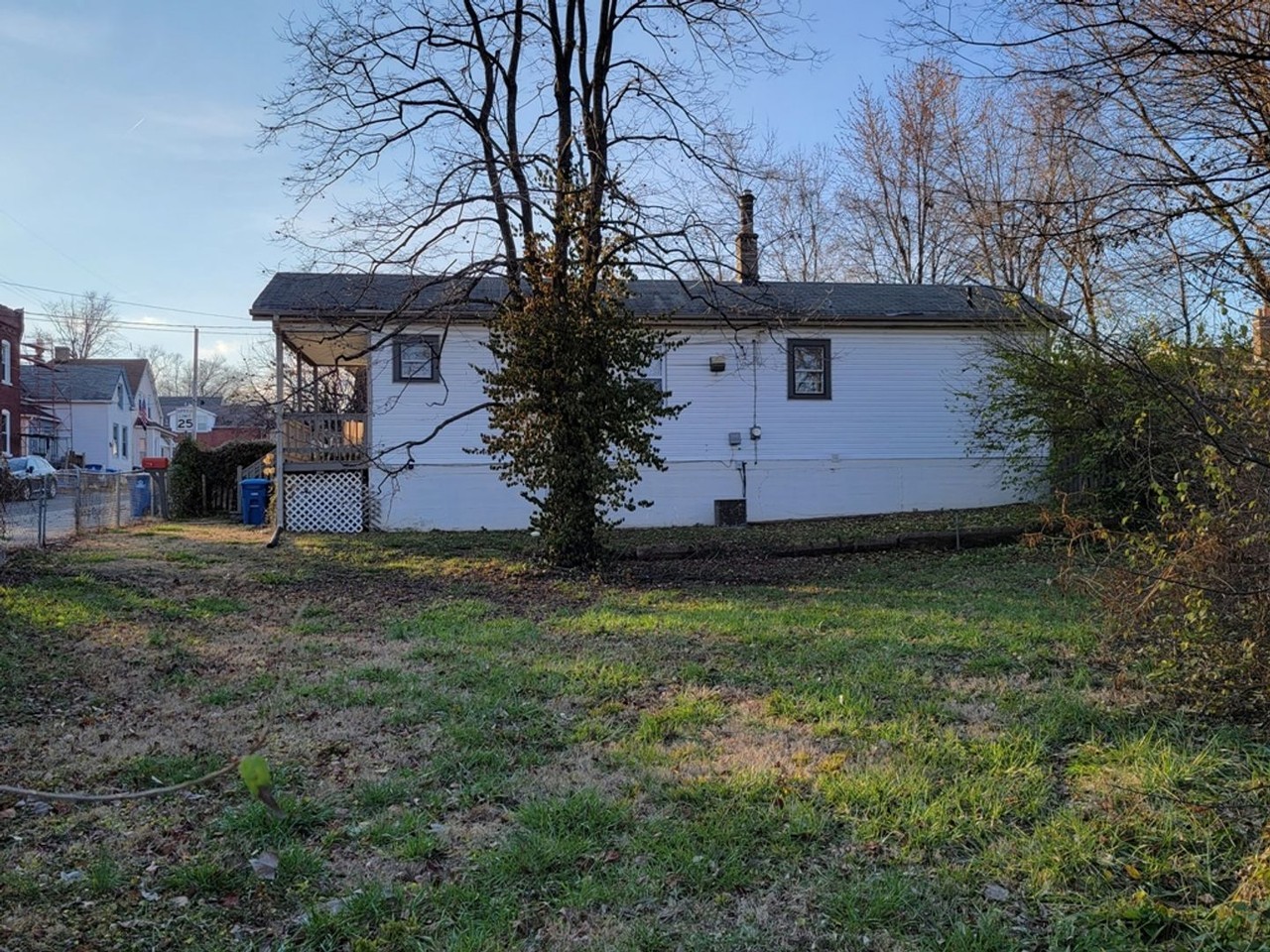 141 E Cartwright Ave - Photo 3 of 12