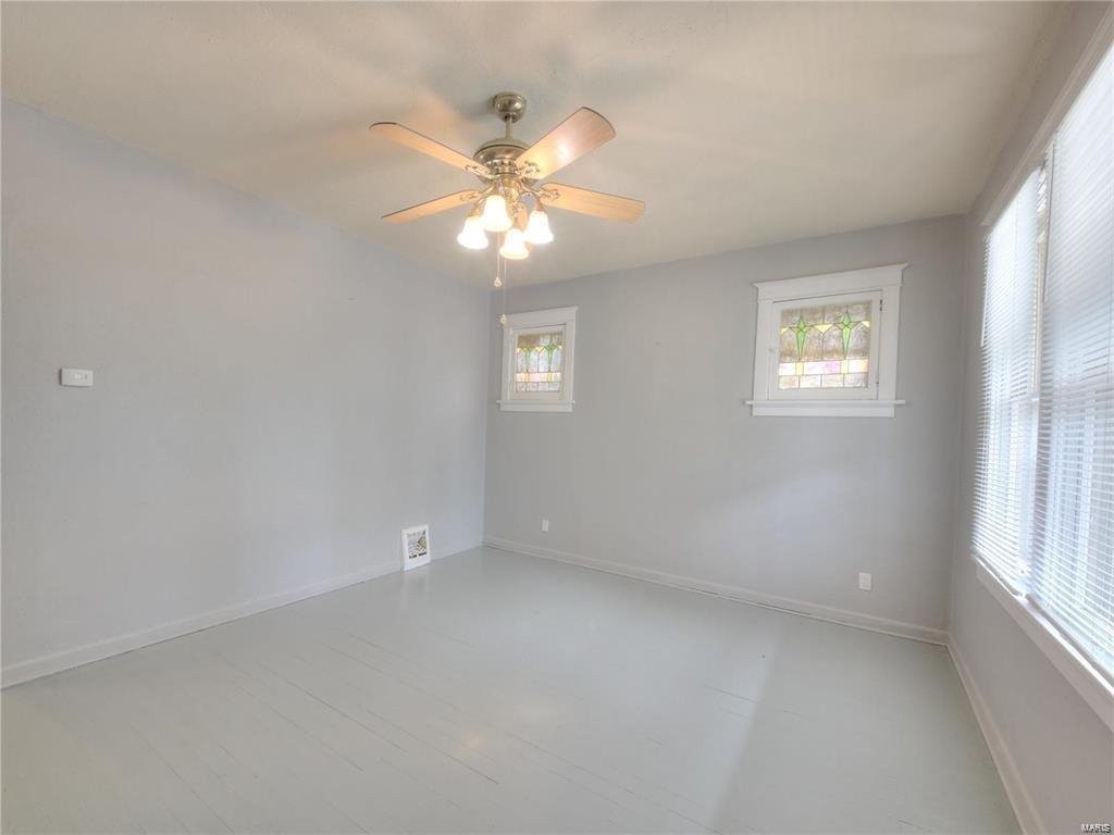 141 E Cartwright Ave - Photo 5 of 12