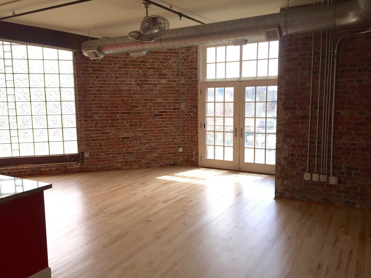 2441 N Broadway #211 - Photo 4 of 26