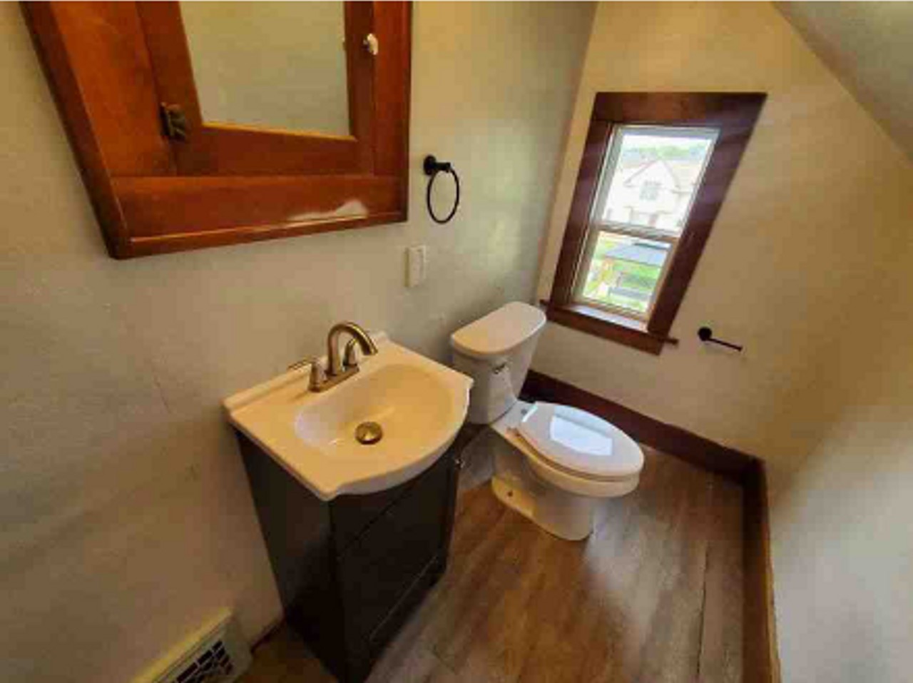 3822 Garretson Ave - Photo 7 of 9
