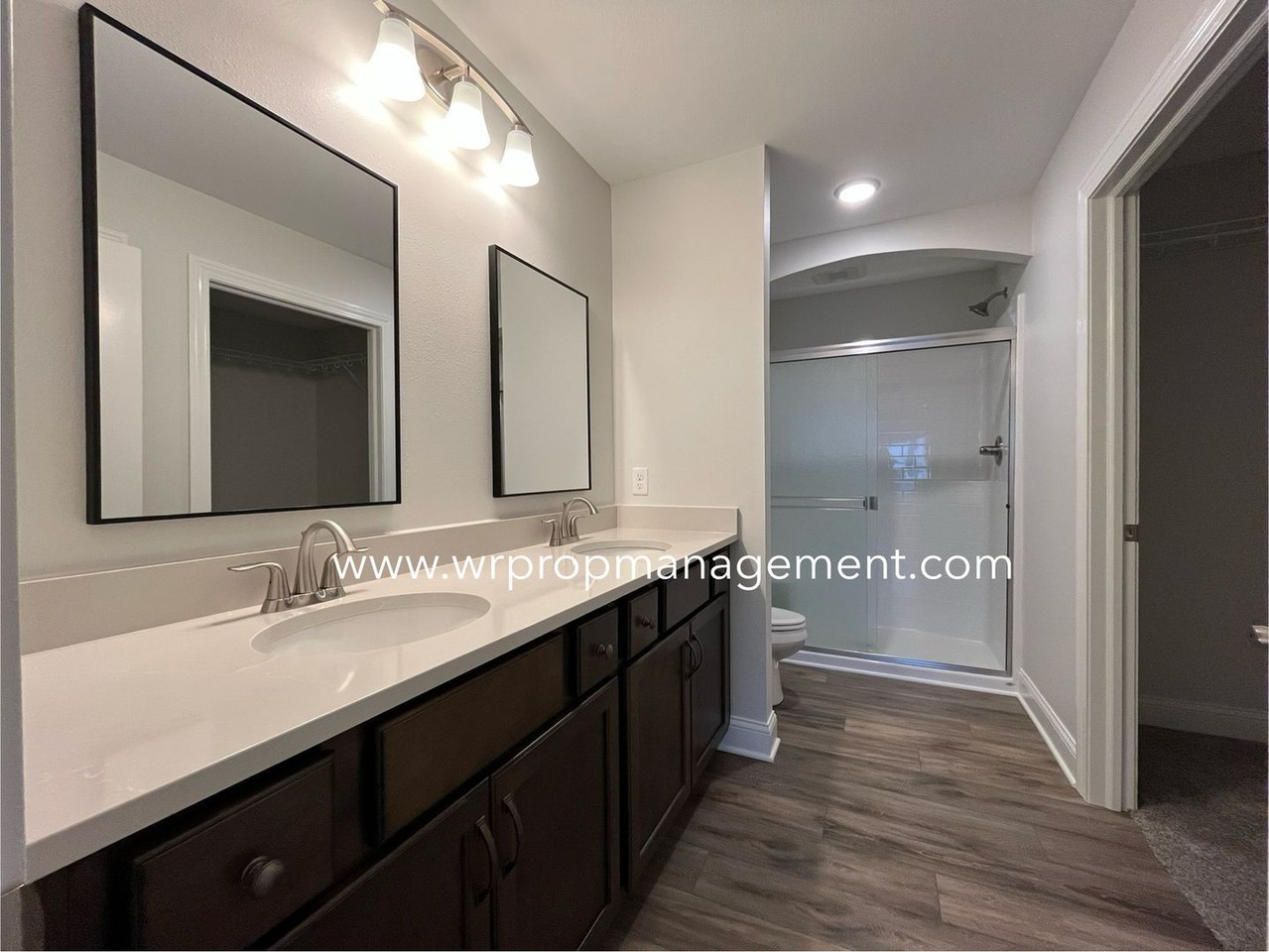 1199 Dublin Dr - Photo 4 of 8