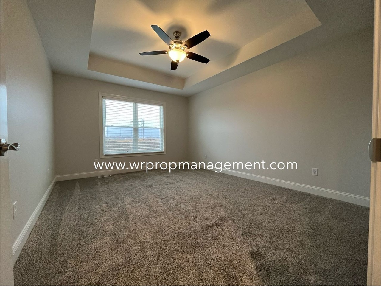 1199 Dublin Dr - Photo 5 of 8