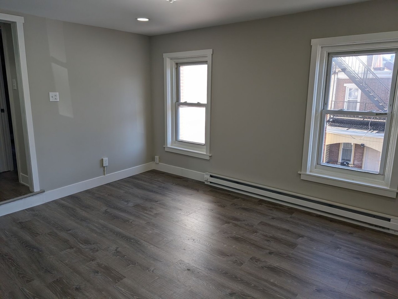 324 Chestnut St - Photo 2 of 15