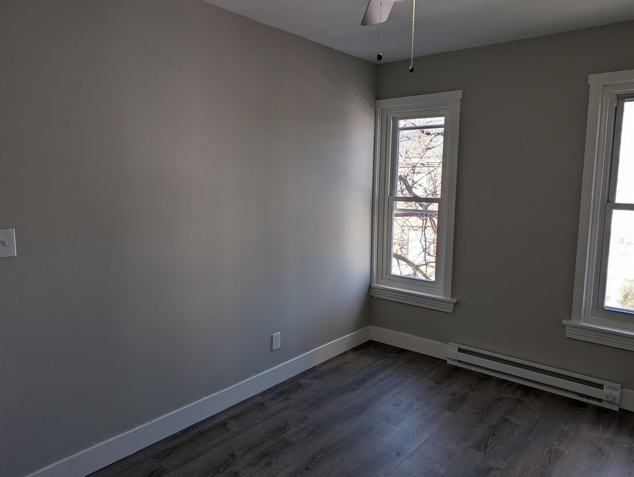 324 Chestnut St - Photo 4 of 15