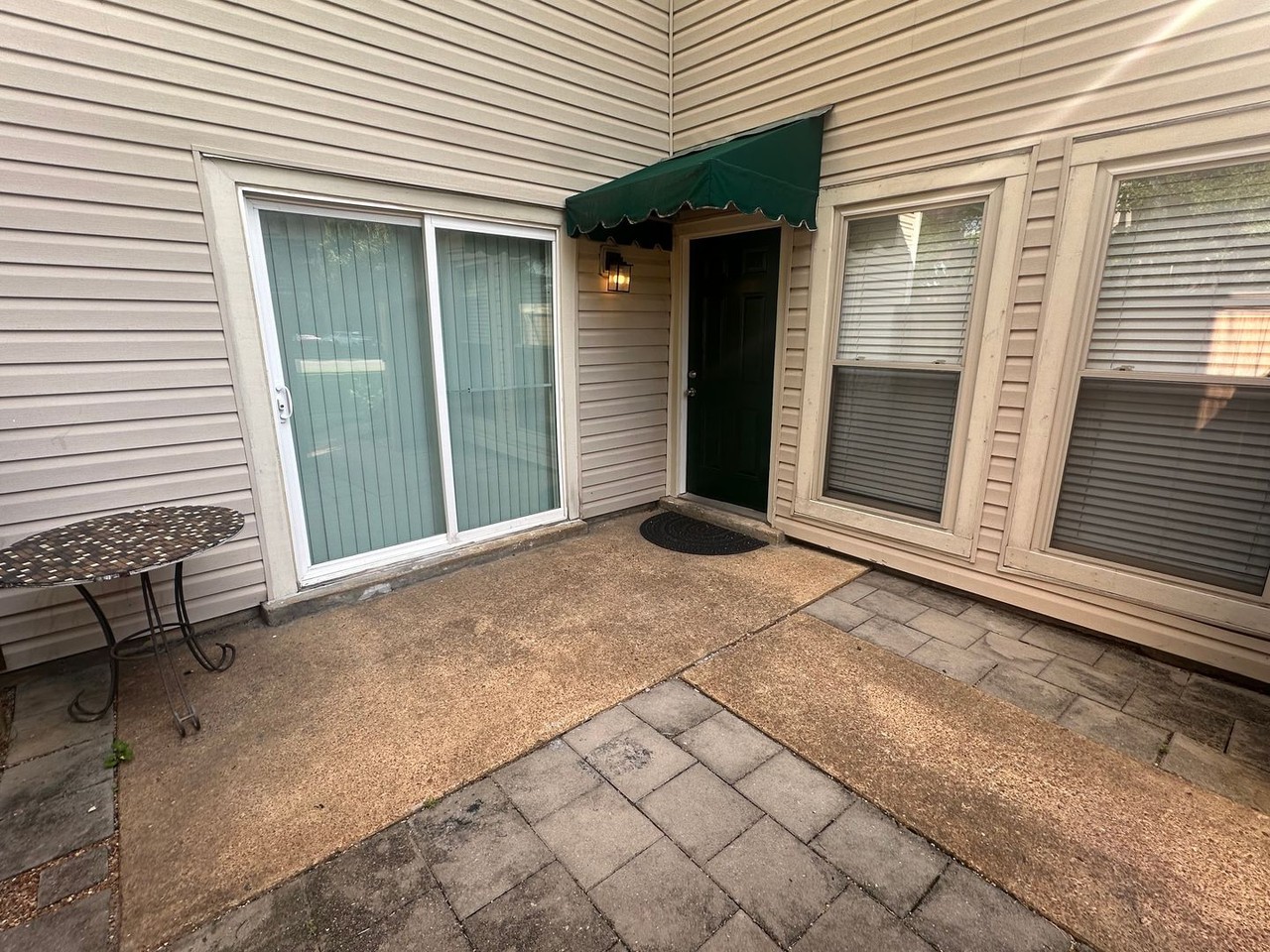 1727 Ridge Oak Pl - Photo 2 of 17