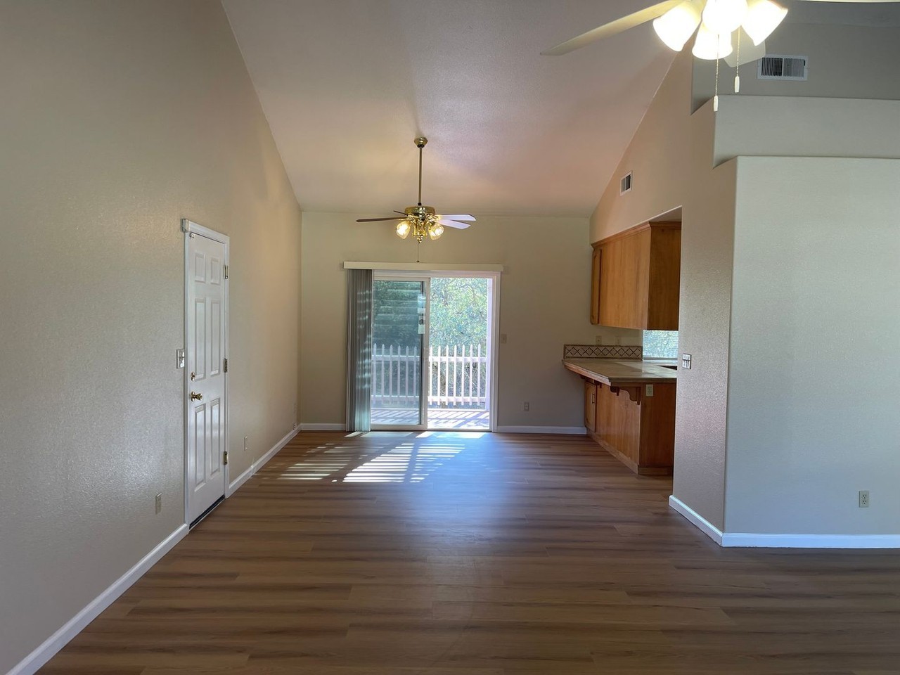 6973 Baldwin St - Photo 7 of 31