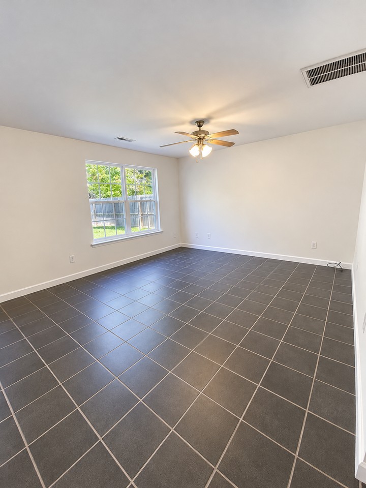 47 Birdsong Ln - Photo 4 of 10