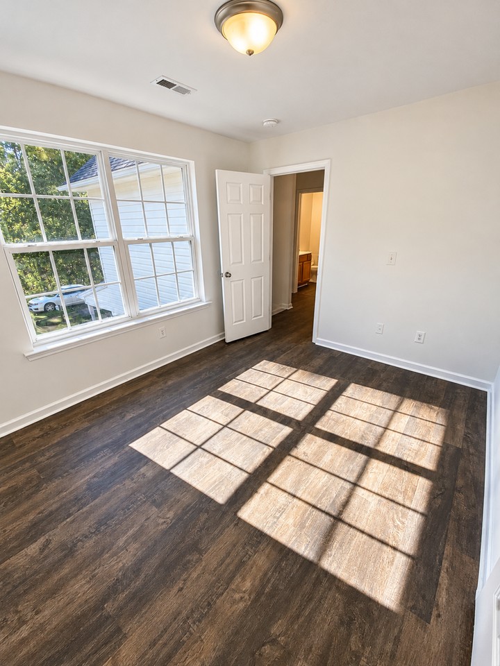 47 Birdsong Ln - Photo 7 of 10