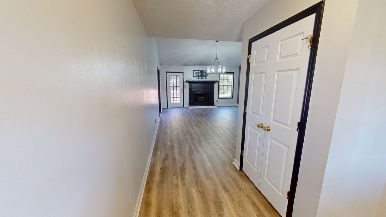 5515 Rising Ridge Dr - Photo 5 of 30