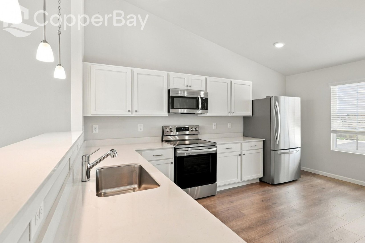 5465 E Karen Ct - Photo 5 of 17