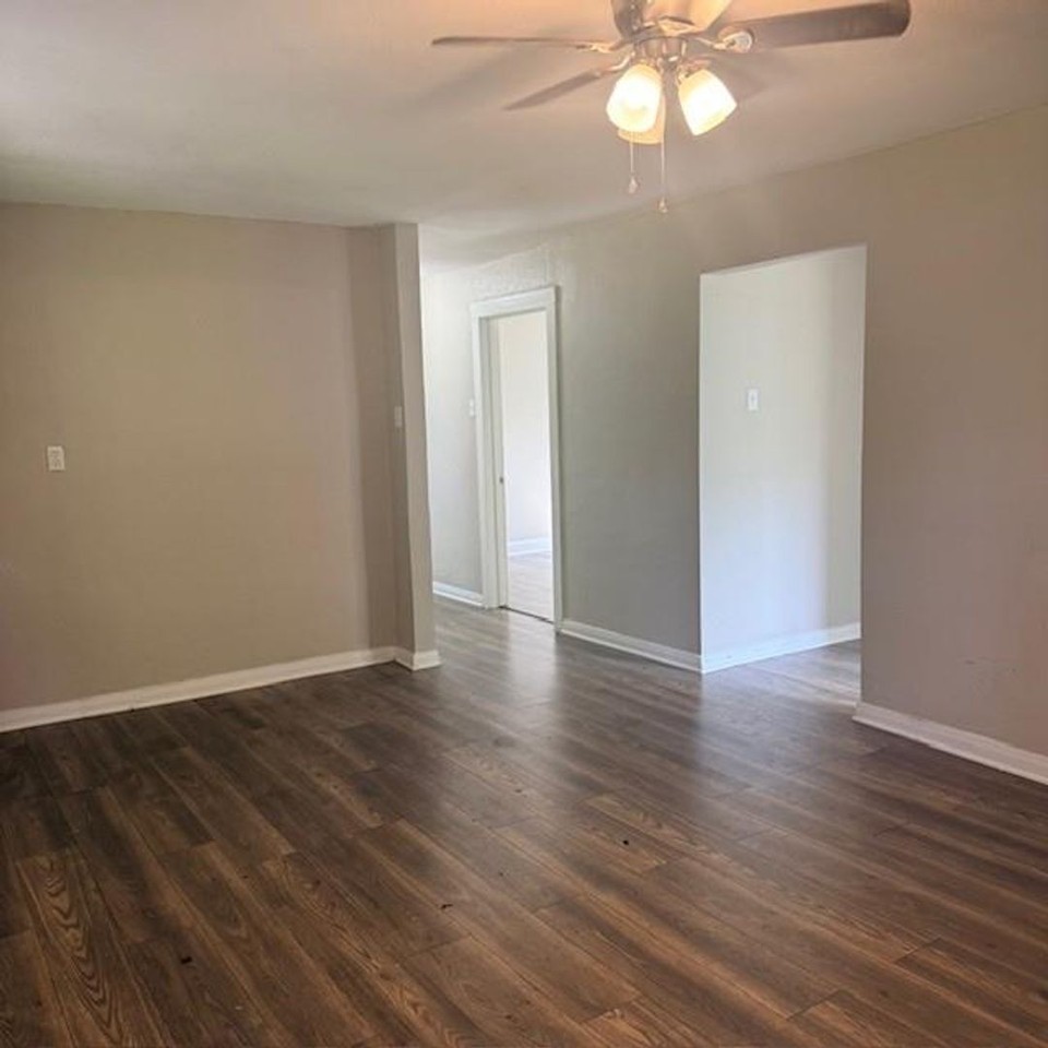 2621 Old Marlin Rd - Photo 2 of 16