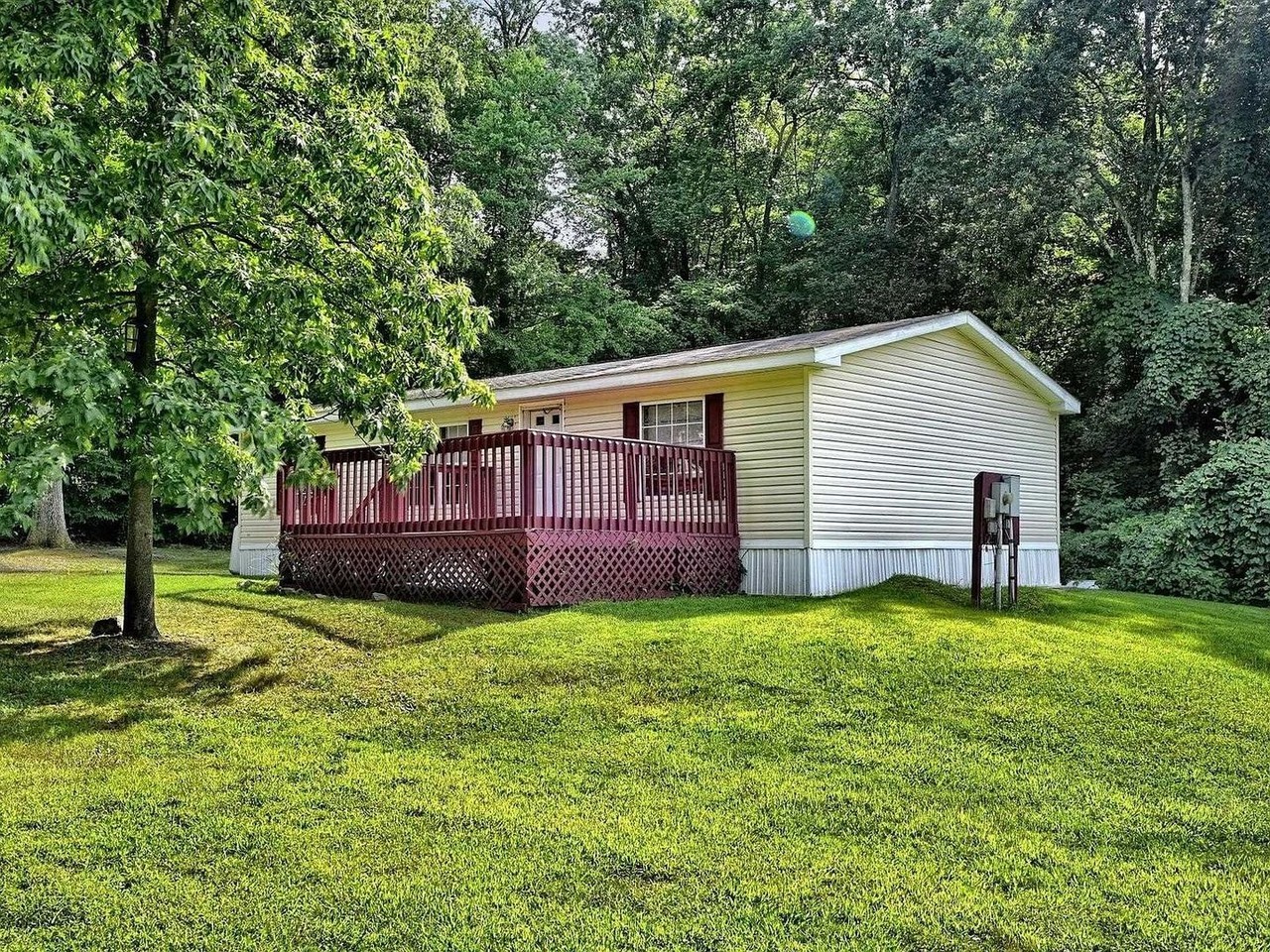 431 Freetown Hwy - Photo 3 of 15