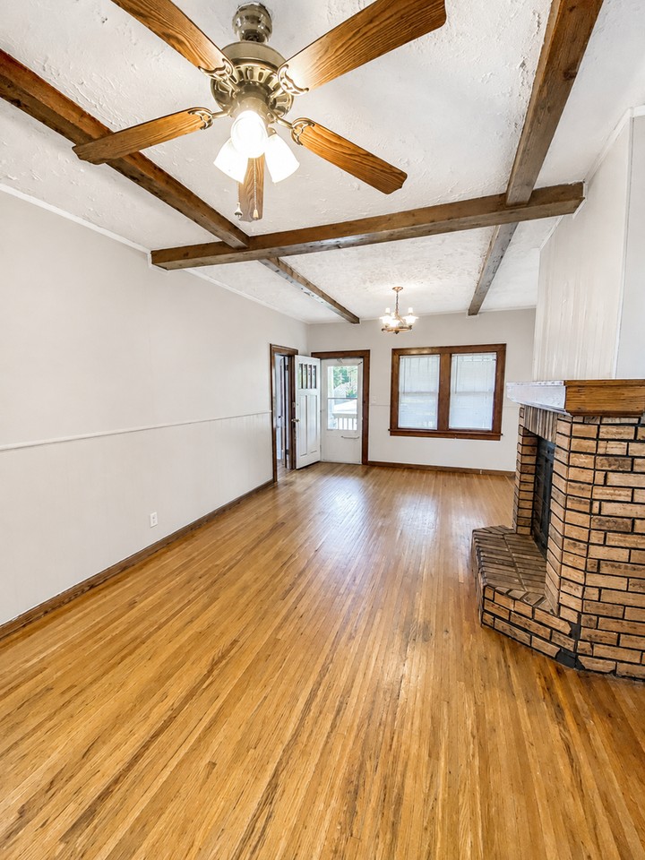 3028 South St - Photo 2 of 21