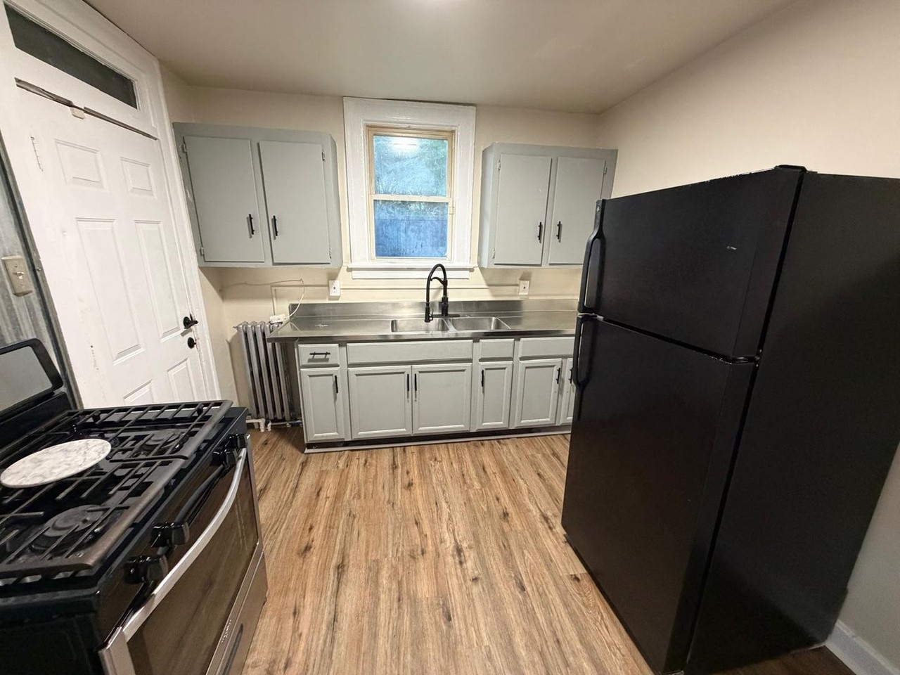 1701 Montier St - Photo 4 of 10
